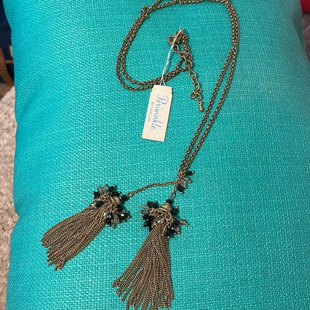NWT Periwinkle by Barlow Necklace